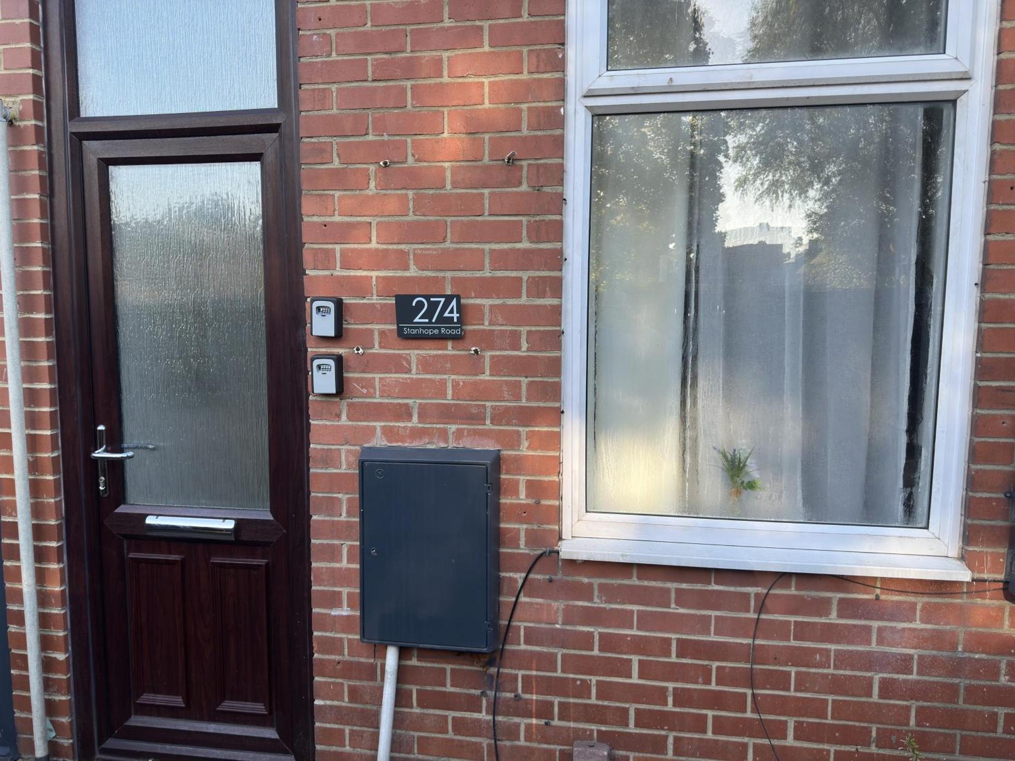 Large Ground Floor Apartment - South Shields - 3 Minutes From South Tyneside Hospital, 8 Minutes From Beach Екстериор снимка
